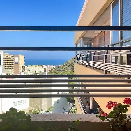 Con Personalidad A 600 M De La Playa. Apartment *